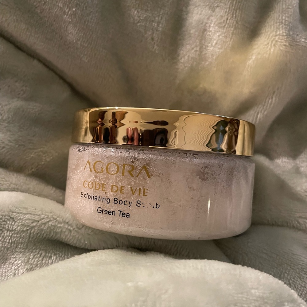 Agora Exfoliating Body Scrub
